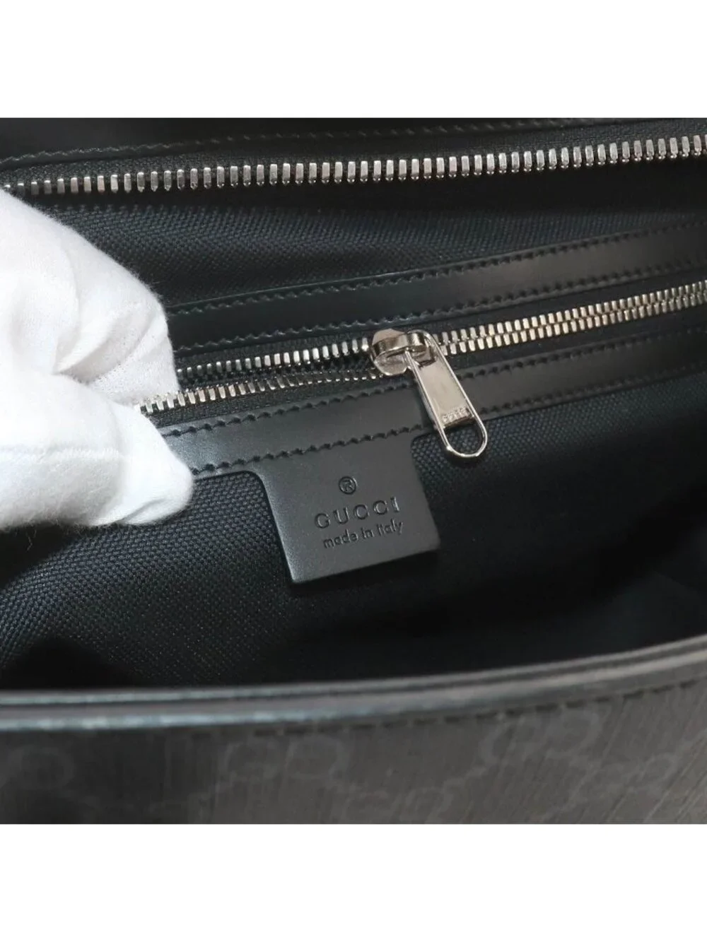 Gucci GG Supreme Tote Black Gray